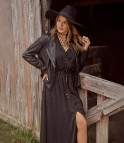 Cuffed Sleeve Dress -Lunaria Store L48566 black 001 09518adc 9f21 4def bfc6 f61e5949c6d9